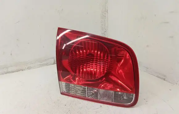 Volkswagen Touareg I Tailgate rear/tail lights