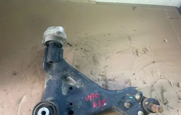 Mercedes-Benz Vito Viano W639 Front control arm