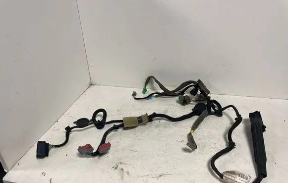 Volvo S60 Front door wiring loom 31374721