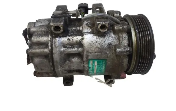 Ford C-MAX I Air conditioning (A/C) compressor (pump) 3M5H19D629HC