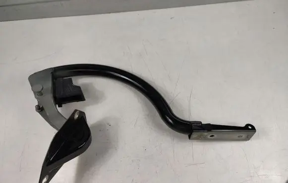 Peugeot 508 Tailgate/trunk/boot hinge 9686632080