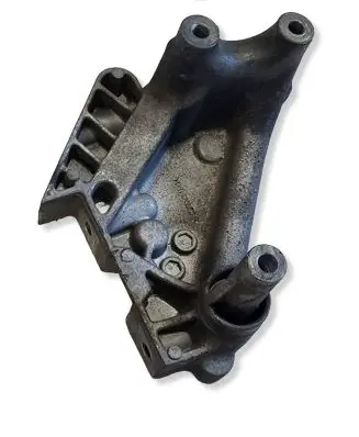 Skoda Superb B6 (3T) Engine mounting bracket 04L199207