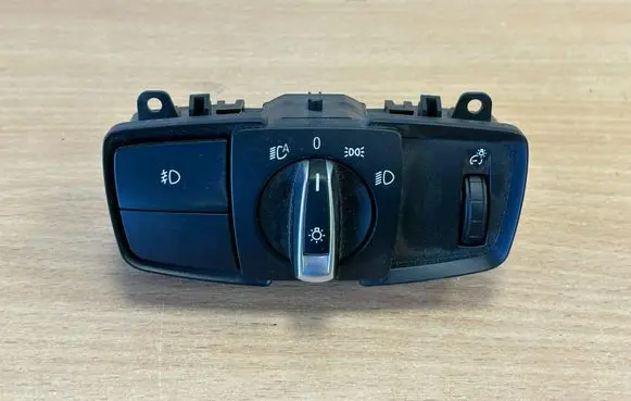 BMW X6 F16 Light switch 9390196