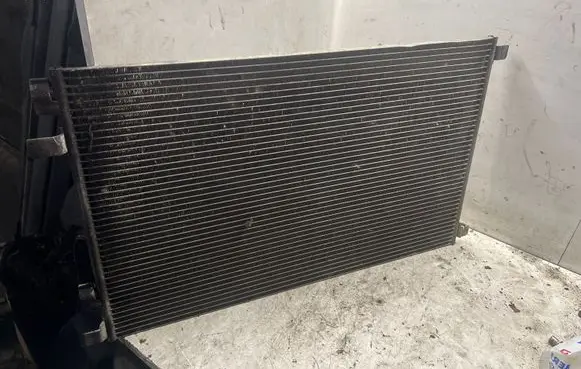 A/C cooling radiator (condenser)