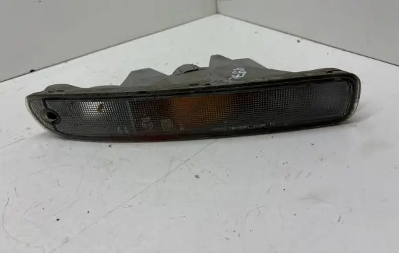 Mazda 323 F Front indicator light 21061708
