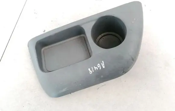 KIA Carens I Cup holder 0K2FA68860