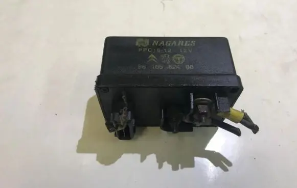 Citroen Berlingo Glow plug pre-heat relay 9616582480