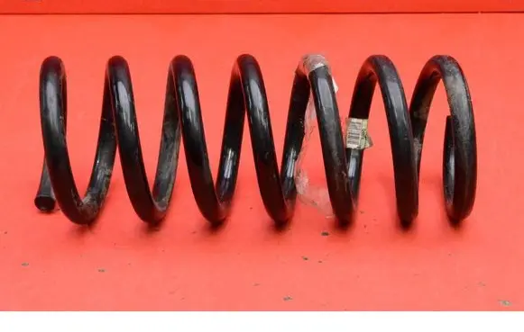 Ford Mondeo MK I Rear coil spring 