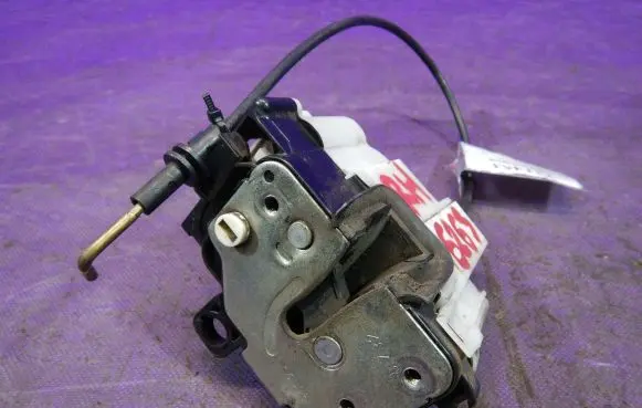 Fiat Panda 141 Rear door lock 46803513
