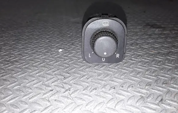 Volkswagen PASSAT B6 Wing mirror switch 1K0959565H