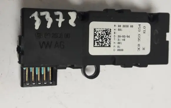 Volkswagen PASSAT B6 Steering angle sensor 3C0959654