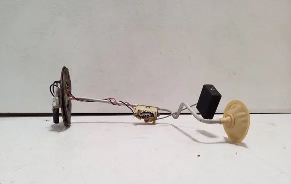 Subaru Forester SG Fuel level sensor
