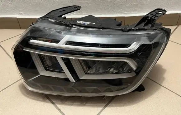 Dacia Duster II Headlight/headlamp 260602465R