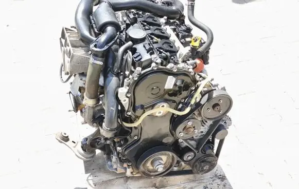 Renault Trafic II (X83) Engine M9RF692 260616HR1304 M9R