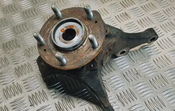 Hyundai Kona I Front wheel hub