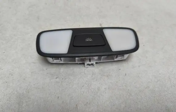 Audi Q3 8U Rear seat light 8U0947111