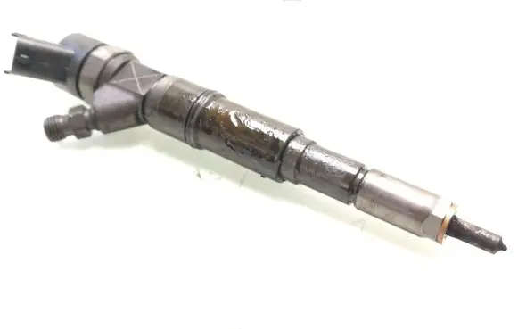 BMW 5 E39 Fuel injector 0986435094 7785985