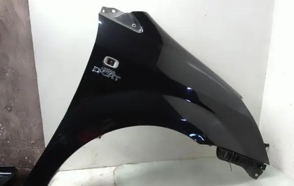 Toyota Corolla Verso E121 Fender 