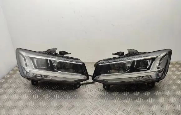 Audi Q2 - Headlights/headlamps set 81A941034A 81A941033A
