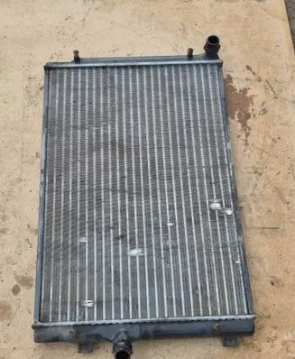 Volkswagen Touran I Coolant radiator PA66GF30