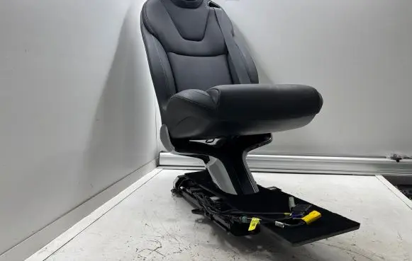 Rear seat