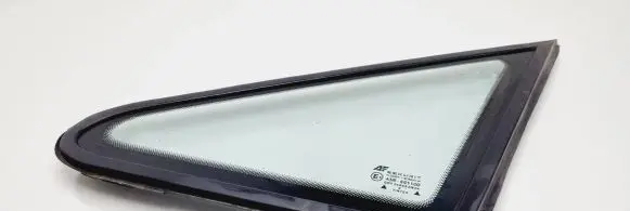 Volkswagen Sharan Front triangle window/glass 