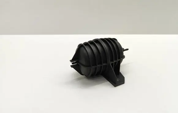 BMW 5 E60 E61 Vacuum air tank 7799790 11657799790 1165779979001