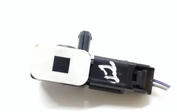 Ford Mondeo MK IV Airbag deployment crash/impact sensor AM5T14B342AA C83HA 120627103