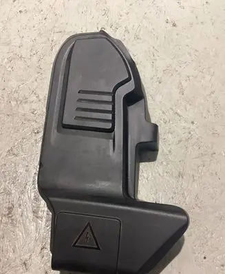 BMW X3 G01 Fuse box cover 8632554 11706110
