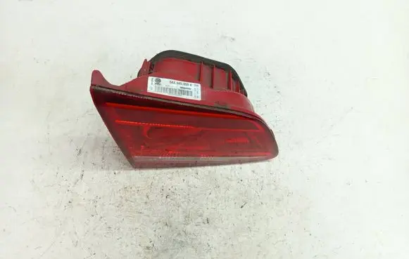 Volkswagen PASSAT B7 Tailgate rear/tail lights 3AE945093K 90004895 90004895131E