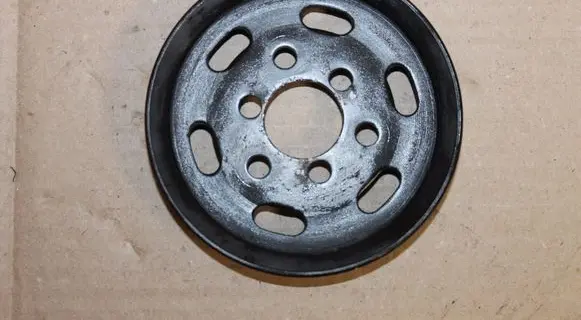 Volkswagen PASSAT B5.5 Power steering pump pulley 038145255D