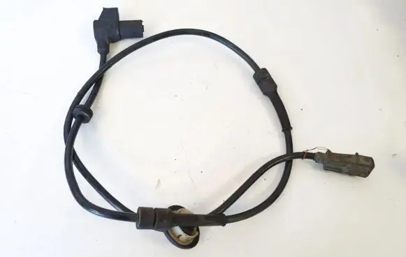 Toyota Yaris ABS brake wheel speed sensor 0265006675 126518
