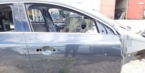 Volvo V60 Front door