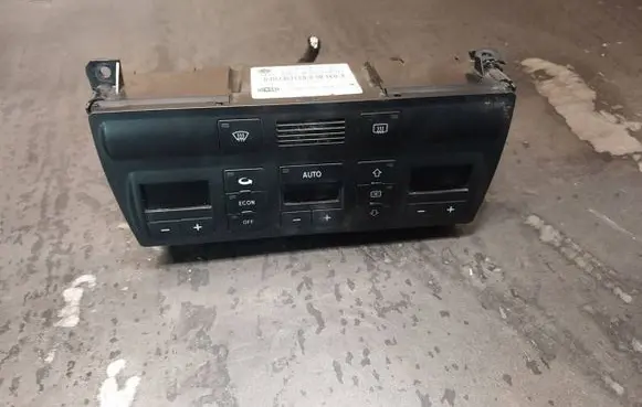 Audi A6 S6 C5 4B Climate control unit 4B0820043H
