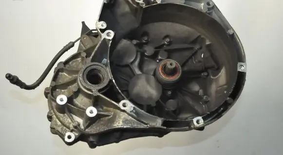 Volvo V50 Manual 6 speed gearbox P1285021