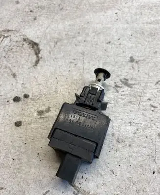 Volvo V70 Brake pedal sensor switch 8622064