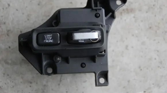 Volvo S80 Ignition lock 30659491