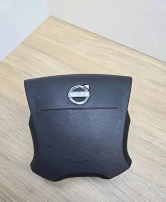 Volvo V70 Steering wheel airbag P30780655 T492C172980379