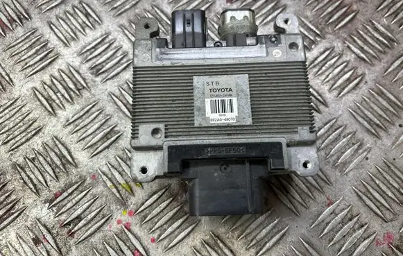 Lexus RX 450H Active stabilizer control unit 892A048010