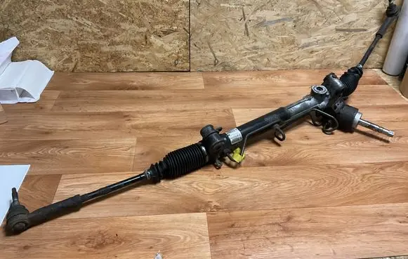 Opel Insignia A Steering rack 13292337