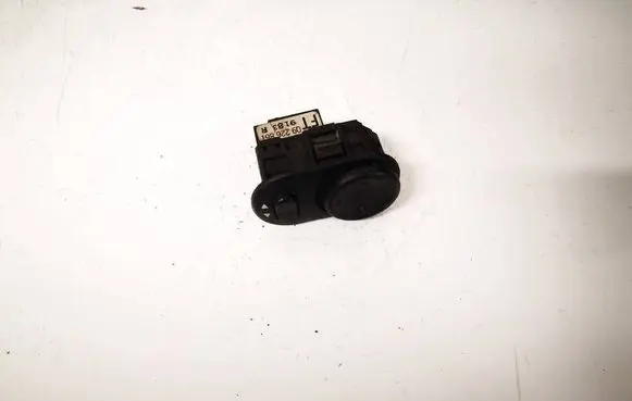 Opel Meriva A Wing mirror switch 09226861