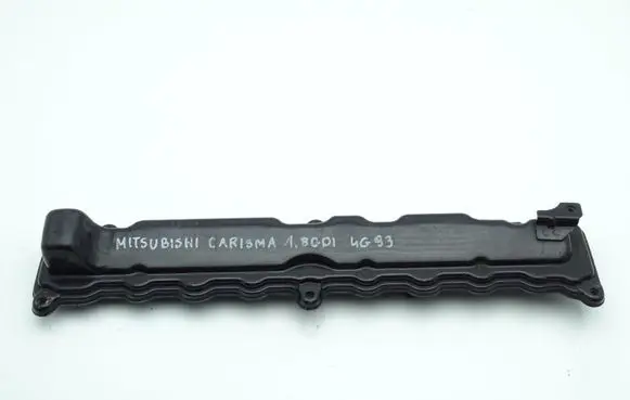 Mitsubishi Carisma Rocker cam cover 