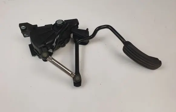 Renault Trafic II (X83) Accelerator throttle pedal 8200008477