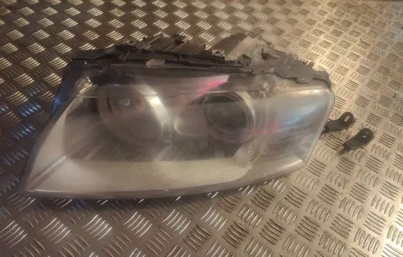 Audi A8 S8 D3 4E Headlight/headlamp