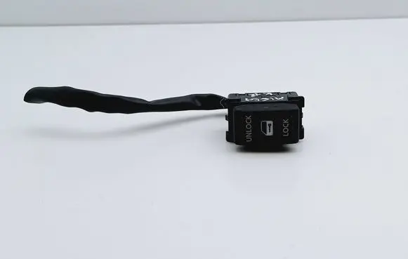 Nissan Micra Central locking switch button 252109U00A