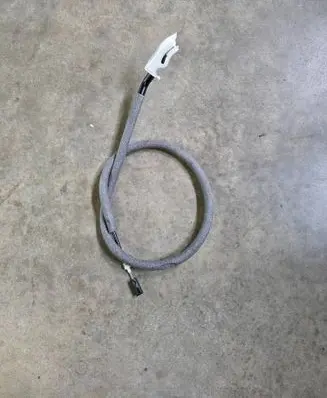 BMW 4 F32 F33 Front door cable line 7281604