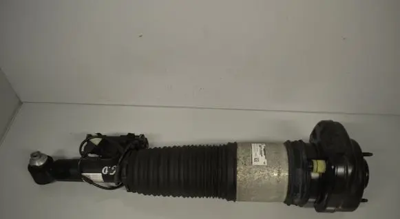 BMW 7 G11 G12 Rear shock absorber/damper 7915954 37107915954 37106874594