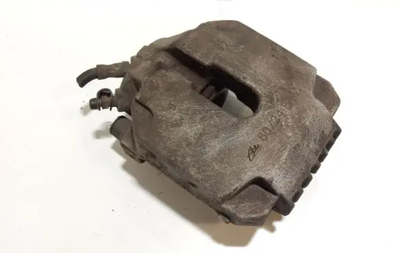 BMW 5 E60 E61 Front brake caliper 0624 55304