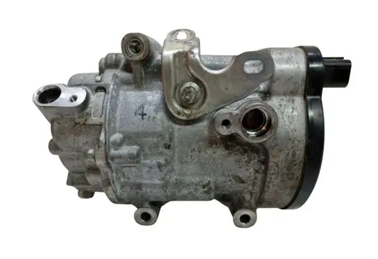 Toyota Corolla E210 E21 Air conditioning (A/C) compressor (pump) 0424001200 03D08943