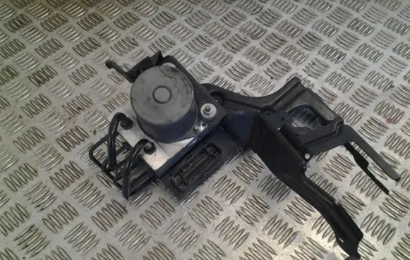 Audi A4 S4 B7 8E 8H ABS Pump 8E0910517E 8E0614517AL 0265950473